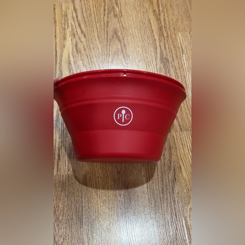 Pampered Chef Popcorn Maker 1457 red silicone bowl medium size collapsible - Picture 2 of 5